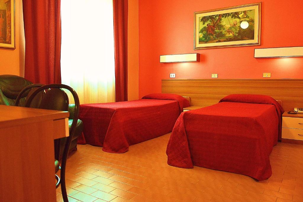 Camera a 2 letti con bagno privato | Hotel Rosy Arluno (MI)